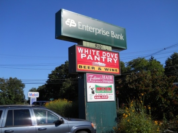 Listing Image #1 - Retail for lease at 910 Andover Street, Tewksbury MA 01876 Listing Image #1 - Retail for lease at 910 Andover Street, Tewksbury MA 01876