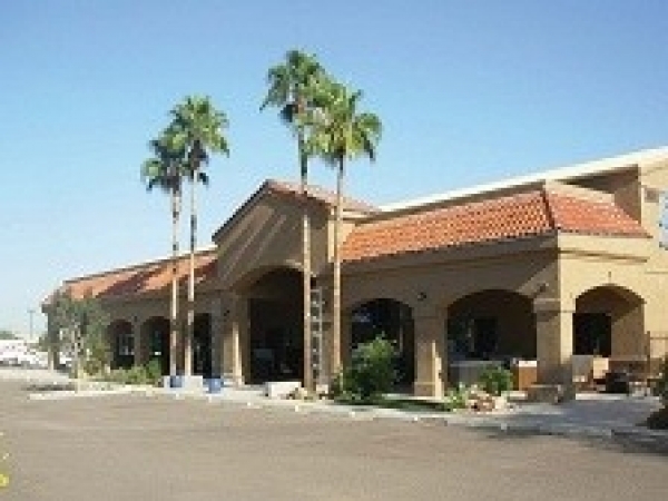 Listing Image #1 - Retail for lease at 3901 N. Oracle Road, Tucson AZ 85705