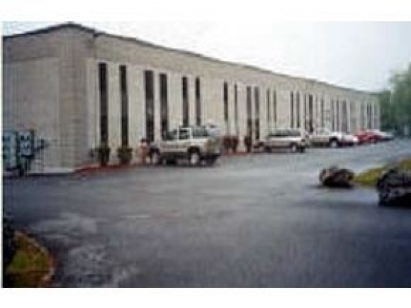 Listing Image #1 - Industrial for lease at 1A Rockingham Rd, Londonderry NH 03053
