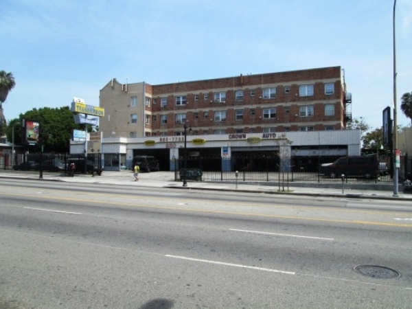 Listing Image #1 - Retail for lease at 930 N. Vermont Street, Los Angeles CA 90029