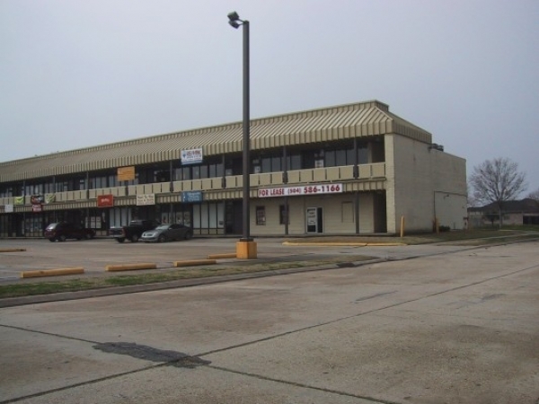 Listing Image #1 - Office for lease at 7074-7094 Read Blvd., New Orleans LA 70127