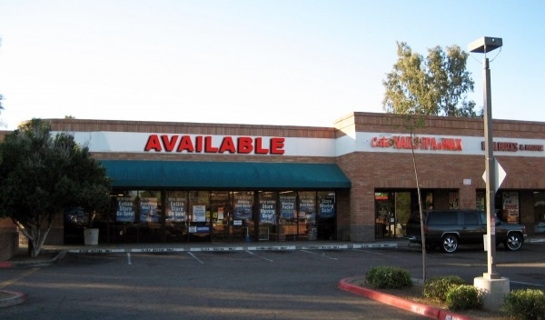 Listing Image #1 - Retail for lease at 925 W Baseline Rd, Tempe AZ 85283