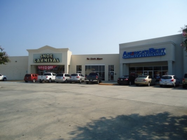 Listing Image #1 - Retail for lease at 1554 Martin Luther King Blvd., Houma LA 70360
