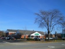 Retail for lease in Downers Grove, IL