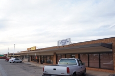 Listing Image #1 - Shopping Center for lease at 4431 SE 29th St, Del City OK 73115