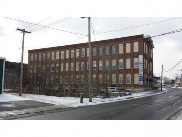 Listing Image #1 - Office for lease at 701 Bridge St, Lehighton PA 18235