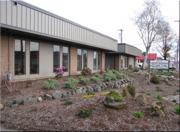 Listing Image #1 - Office for lease at 410-412 Lancaster Dr NE, Salem OR 97301