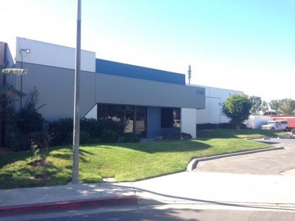 Listing Image #1 - Industrial for lease at 17391 Mount Cliffwood Circle, Fountain Valley CA 92708 Listing Image #1 - Industrial for lease at 17391 Mount Cliffwood Circle, Fountain Valley CA 92708