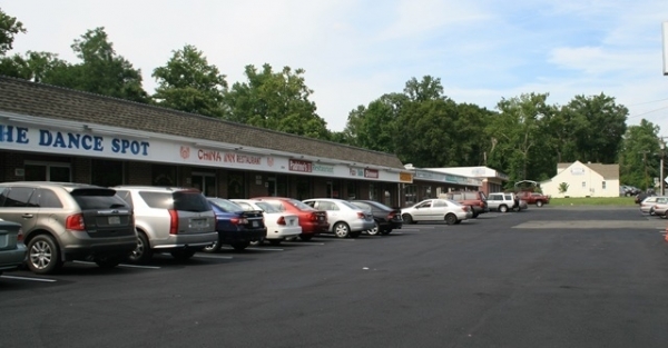 Listing Image #1 - Retail for lease at 3255 Jefferson Davis Hwy, Stafford VA 22544