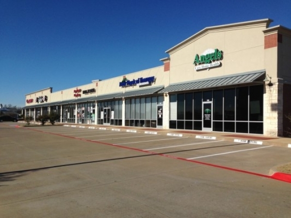 Listing Image #1 - Shopping Center for lease at 104 & 108 E U.S. Highway 80, Forney TX 75126 Listing Image #1 - Shopping Center for lease at 104 & 108 E U.S. Highway 80, Forney TX 75126