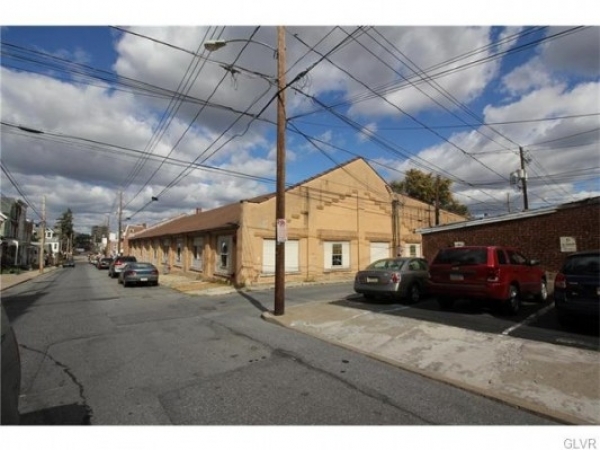 Listing Image #1 - Industrial for lease at 313 N Madison St, Allentown PA 18102