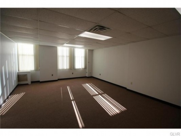 Listing Image #1 - Office for lease at 2906 William Penn Hwy #211B, Easton PA 18045