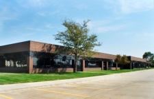 Multi-Use property for lease in Urbandale, IA