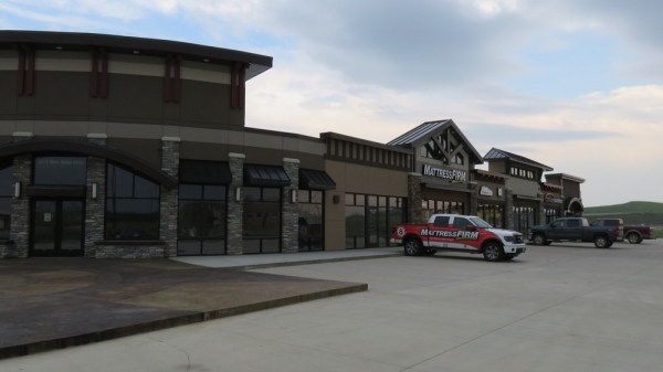 Listing Image #1 - Shopping Center for lease at 3275 West Ridge Drive, Dickinson ND 58601 Listing Image #1 - Shopping Center for lease at 3275 West Ridge Drive, Dickinson ND 58601