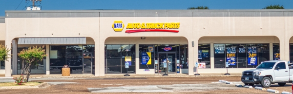 Listing Image #1 - Retail for lease at 1165 S. Stemmons Freeway, Lewisville TX 75067