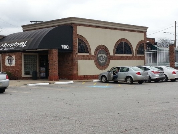 Listing Image #1 - Retail for lease at 7503 Granger Road, Valley View OH 44125