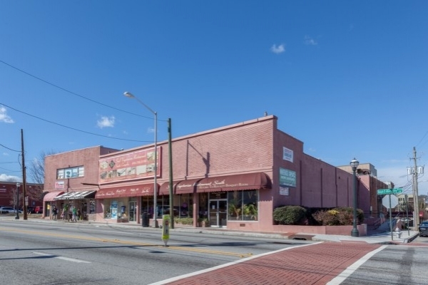 Listing Image #1 - Retail for lease at 879 - 889 Ralph David Abernathy Blvd., Atlanta GA 30311 Listing Image #1 - Retail for lease at 879 - 889 Ralph David Abernathy Blvd., Atlanta GA 30311