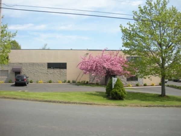 Listing Image #1 - Industrial Park for lease at 16 Commerce Circle, Durham CT 06422