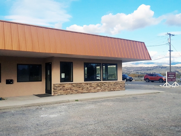 Listing Image #1 - Shopping Center for lease at 7750 West Crestwood Drive, Boise ID 83704