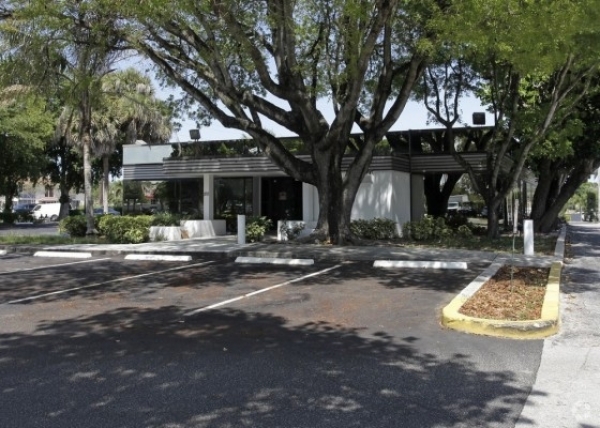 Listing Image #1 - Office for lease at 100 East McNab Road, Pompano Beach FL 33060