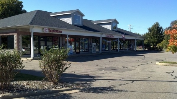 Listing Image #1 - Retail for lease at 10047 Shaver Road, Portage MI 49024