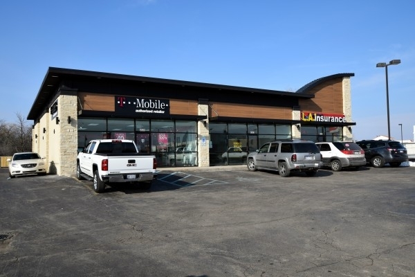 Listing Image #1 - Retail for lease at 4555 Bay Road, Saginaw MI 48607