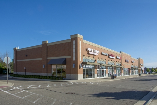 Listing Image #1 - Retail for lease at 2508-2724 South Adams Rd, Rochester Hills MI 48309