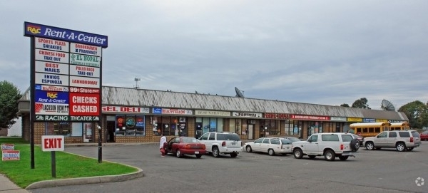 Listing Image #1 - Shopping Center for lease at 350 East Main Street, Patchogue NY 11772