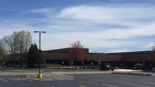 Listing Image #1 - Office for lease at 935 Lakeview Pkwy, Vernon Hills IL 60061