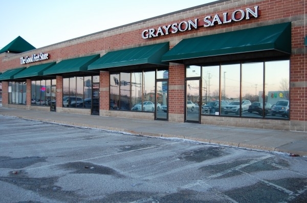 Listing Image #1 - Shopping Center for lease at 1900 County Road D East, Maplewood MN 55109 Listing Image #1 - Shopping Center for lease at 1900 County Road D East, Maplewood MN 55109