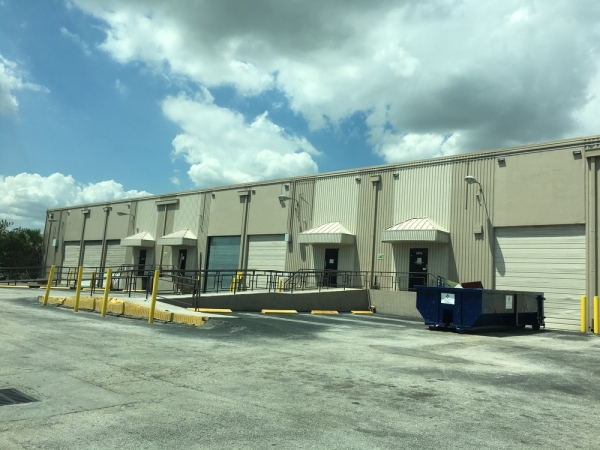 Listing Image #1 - Industrial for lease at 2876 - 2884 NW 72nd Avenue, Miami FL 33122