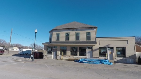 Listing Image #1 - Retail for lease at 333 N Spruce Street, Valley NE 68064