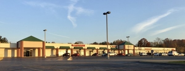 Listing Image #1 - Retail for lease at 1525-1601 S. Hawkins Avenue, Akron OH 44320 Listing Image #1 - Retail for lease at 1525-1601 S. Hawkins Avenue, Akron OH 44320