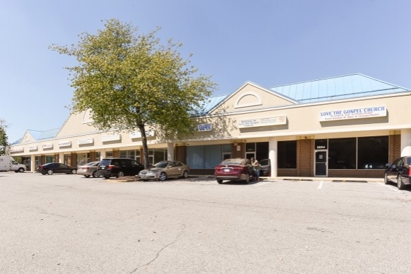 Listing Image #1 - Retail for lease at 5808 Allentown Way, Temple Hills MD 20748