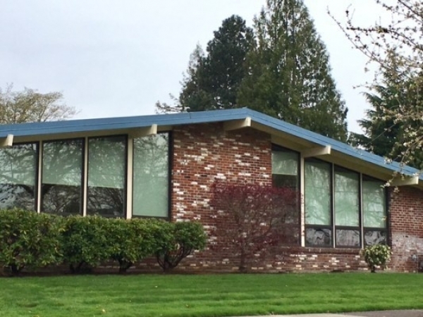 Listing Image #1 - Office for lease at 2102 McLoughlin Blvd, Vancouver WA 98661