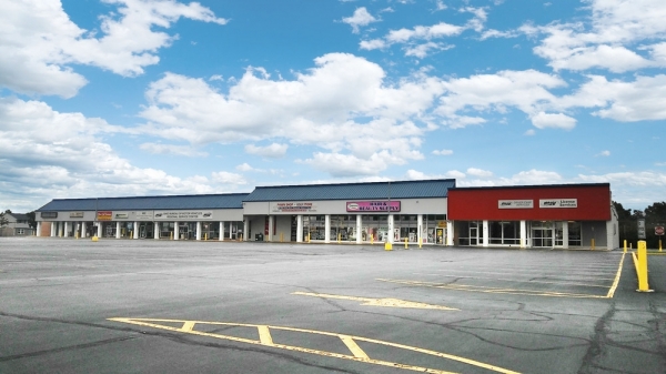 Listing Image #1 - Retail for lease at 10946 Hamilton Avenue, Cincinnati OH 45231 Listing Image #1 - Retail for lease at 10946 Hamilton Avenue, Cincinnati OH 45231