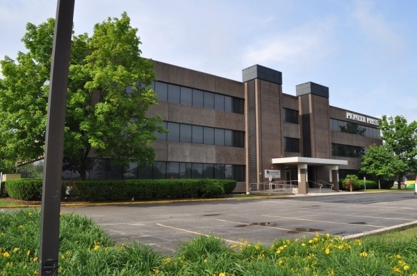 Listing Image #1 - Office for lease at 3701 W. Lake Avenue, Glenview IL 60026