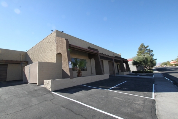 Listing Image #1 - Industrial for lease at 3651 W Ali Baba Lane, Las Vegas NV 89118