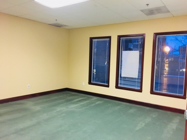 Listing Image #4 - Office for lease at 315 W Mill Plain Blvd., Vancouver WA 98660