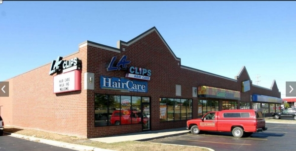 Listing Image #1 - Retail for lease at 4297 Highland Road, Waterford MI 48328