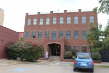 Listing Image #1 - Office for lease at 220 Emerson Place, Davenport IA 52801