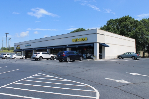 Listing Image #1 - Retail for lease at 5000 Old Spartanburg Rd, Taylors SC 29687