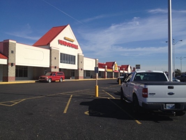 Listing Image #1 - Retail for lease at 7844 Sate Route 66, Newburgh IN 47630
