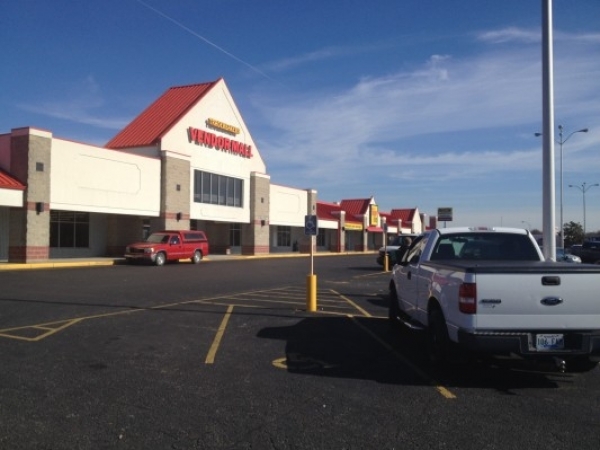 Listing Image #1 - Retail for lease at 7844 Sate Route 66, Newburgh IN 47630 Listing Image #1 - Retail for lease at 7844 Sate Route 66, Newburgh IN 47630