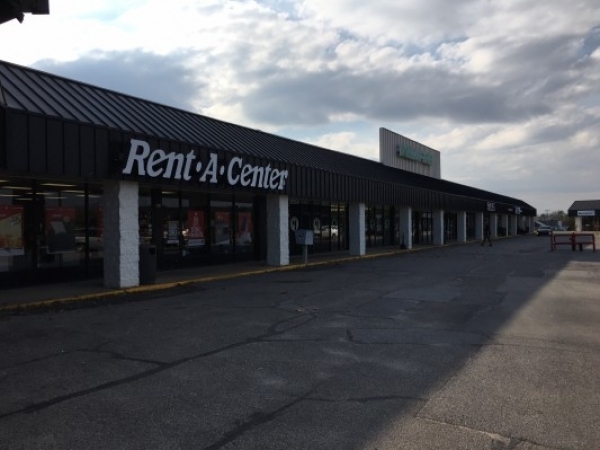 Listing Image #1 - Retail for lease at 550 Fairview Drive, Kendallville IN 46755
