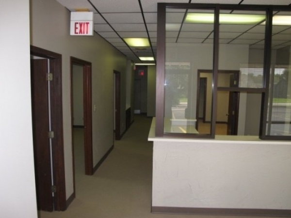 Listing Image #1 - Office for lease at 1245 E Montclair, Springfield MO 65804