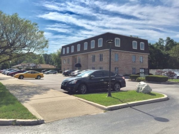 Listing Image #1 - Office for lease at 9105-A Indianapolis Boulevard, Highland IN 46322