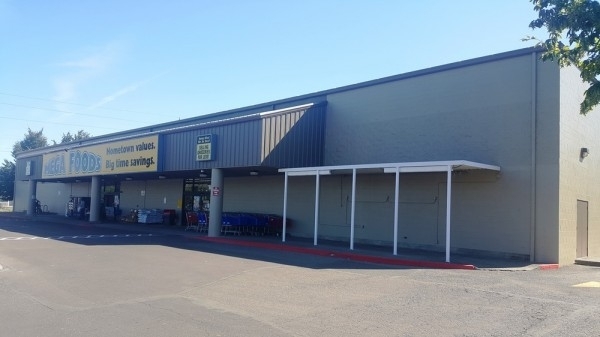 Listing Image #1 - Retail for lease at 2000 Queen Ave SE, Albany OR 97321
