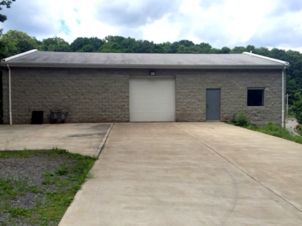 Listing Image #1 - Industrial for lease at 4207 Havencrest Dr, Gibsonia PA 15044
