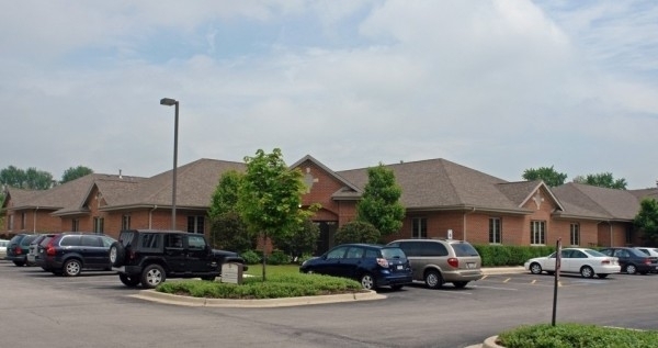 Listing Image #1 - Office for lease at 6737 Kingery Highway, Willowbrook IL 60527